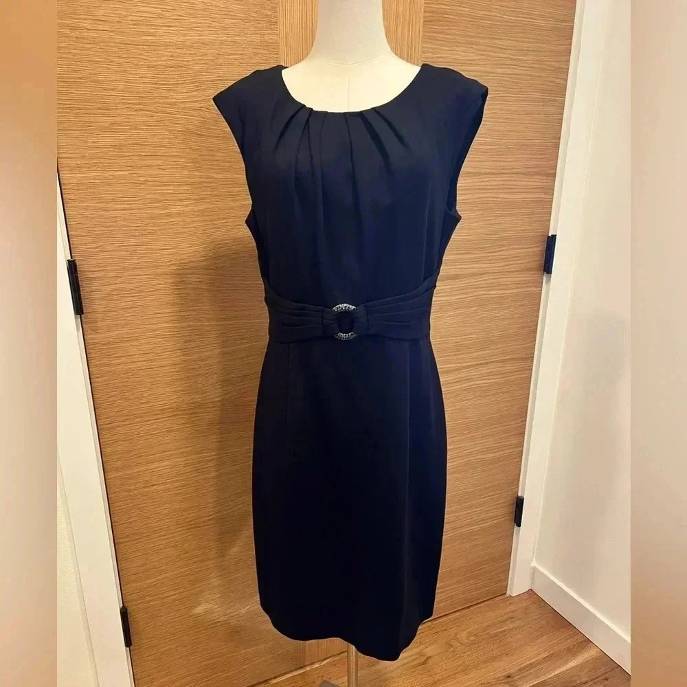 TRINA TURK | Chelsea Rose Belt Sheath Dress Sleeveless Black Size 10